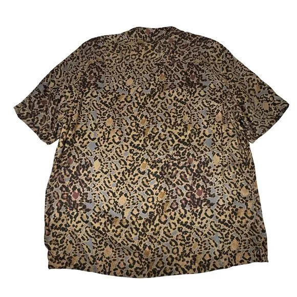 AllSaints Halftone Animal Print Shirt Sz M Short Sleeve Button Down Relaxed - Picture 8 of 10